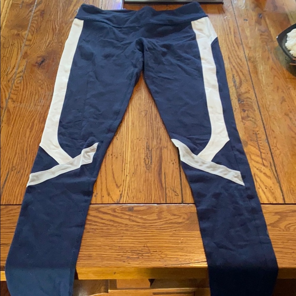 Pure Barre Leggings. Size Medium